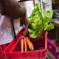 Supermarkt Zakynthos: ketens, openingstijden, prijzen en wat je vooraf online regelt